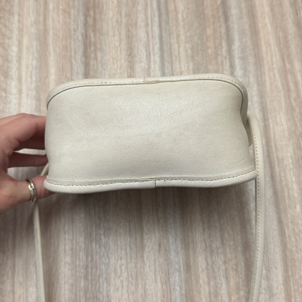 Coach Vintage 90’s Mini Hadley Bag in White Leather #0026-304 Shoulder/Crossbody - Picture 9 of 16